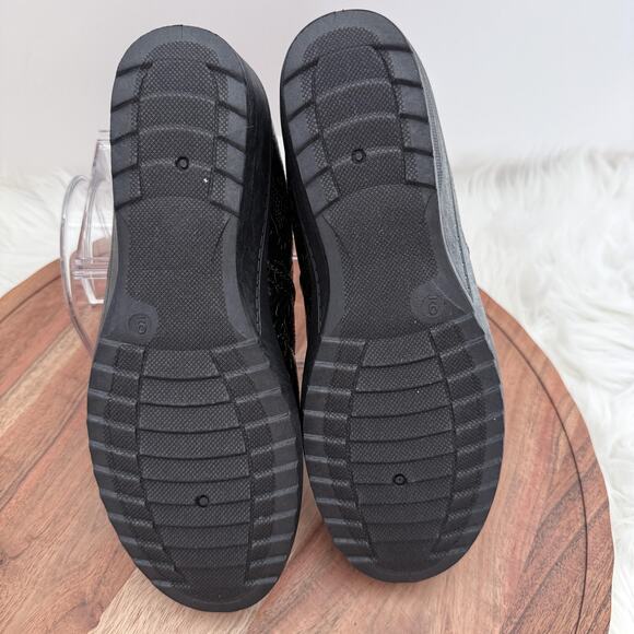 US Sports Comfort Shoes Womens Size 9 Black Embossed Slip On Loafers - Picture 9 of 9